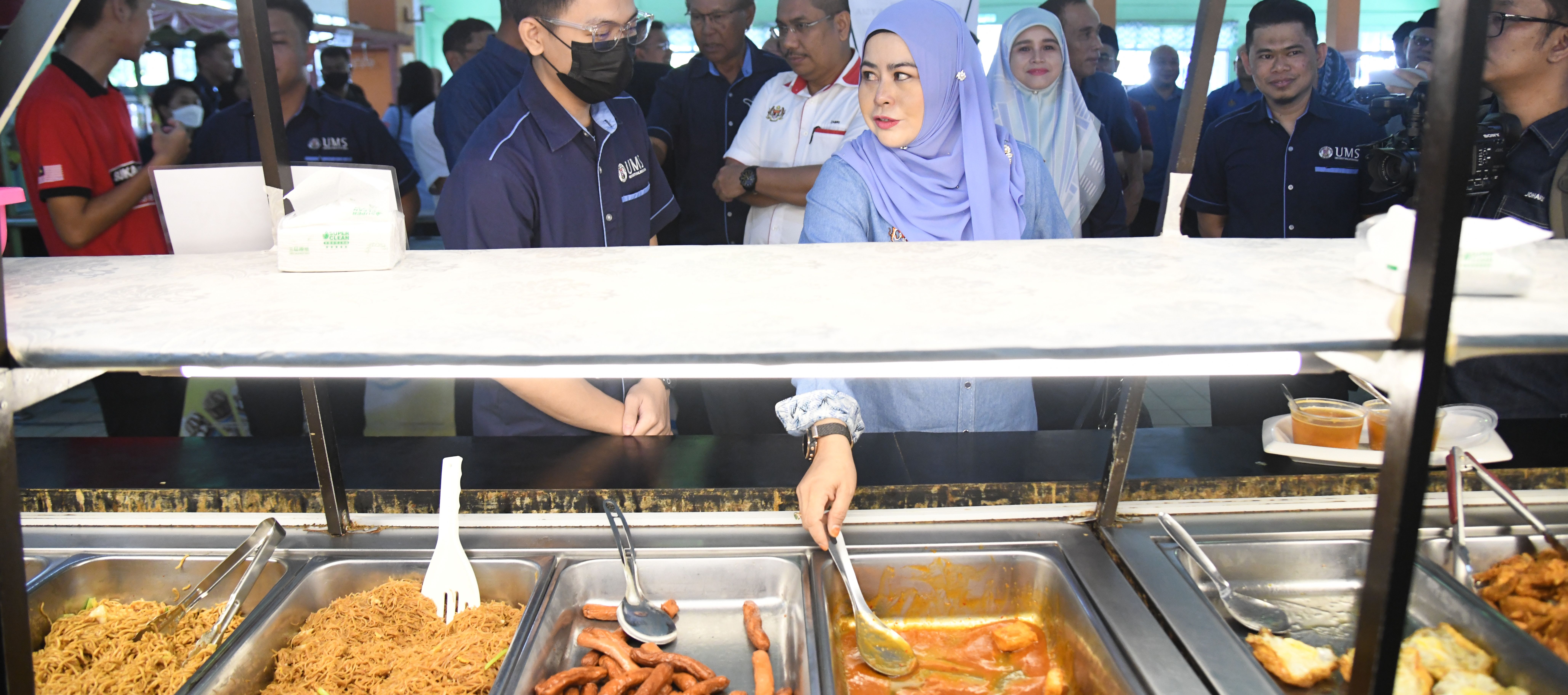 Menu Keluarga Malaysia Pastikan Pelajar Nikmati Hidangan Dengan Kadar Berpatutan
