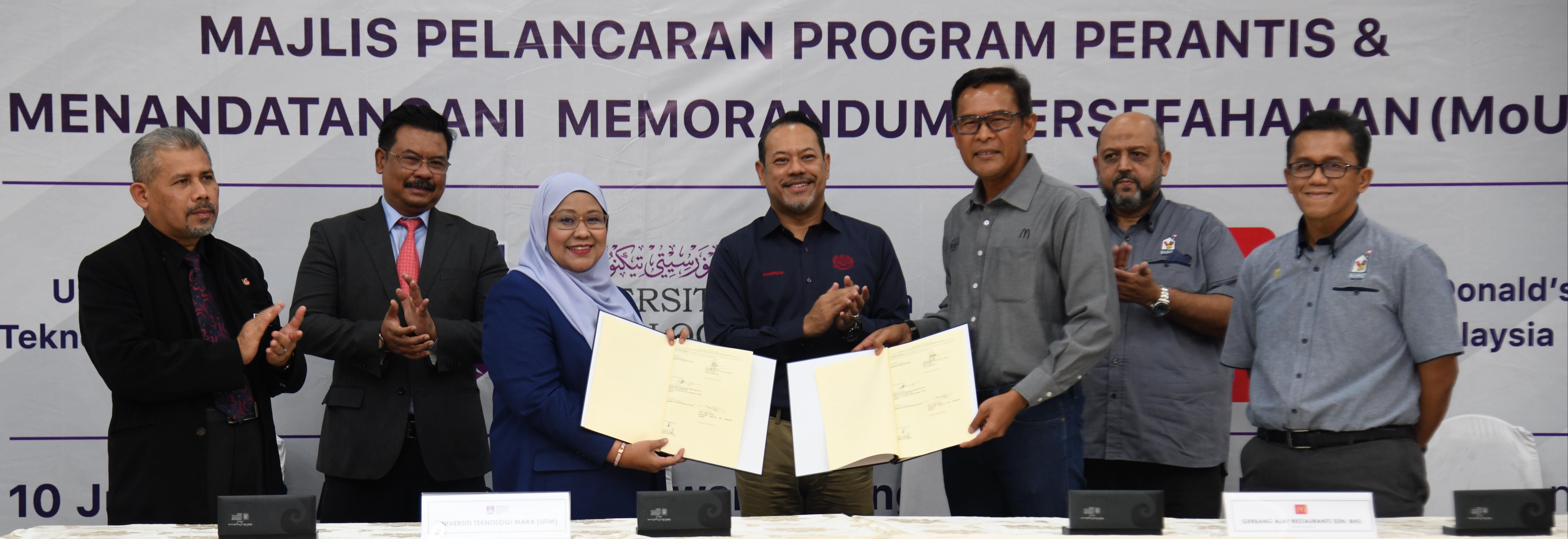 Pengukuhan Kebolehpasaran Graduan Melalui Inisiatif Management Apprentice Program (MAP), Graduate Employability Program (GEP) dan Intenship Program (IP) bersama Mcdonald’s Malaysia